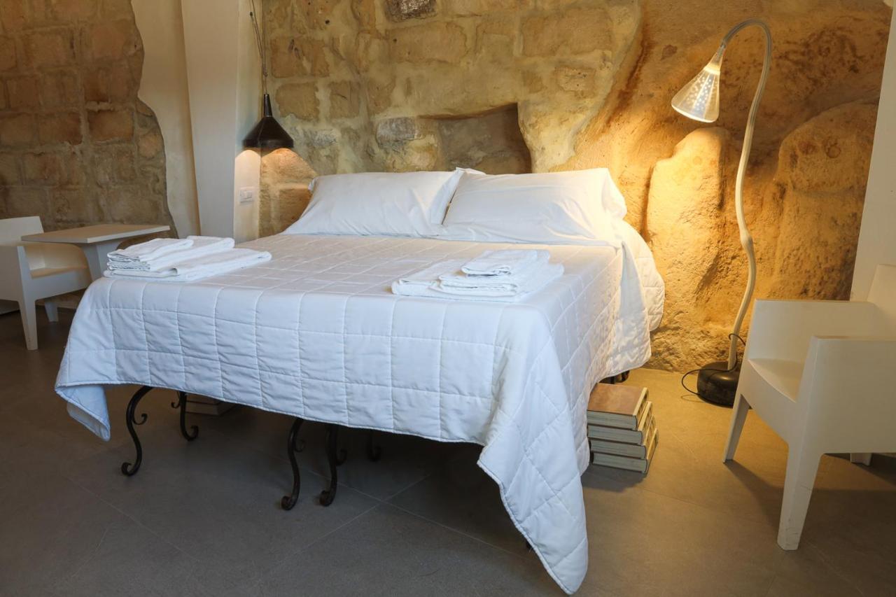 מטרה Il Carrubo Residenza Walk&Stay מראה חיצוני תמונה